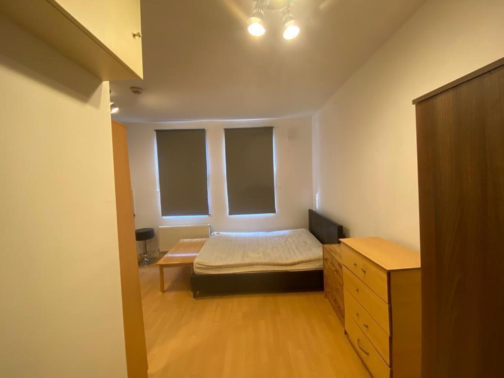 Golders Way Rooms Londres Extérieur photo