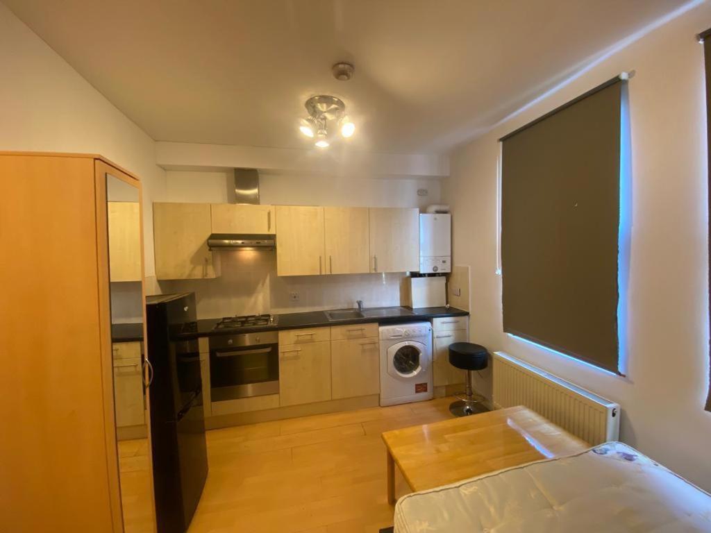 Golders Way Rooms Londres Extérieur photo